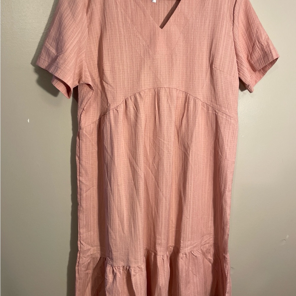 Women's Boutique Midi V-Neck Tiered Dress in Dusty Pink